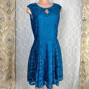 London Style Collection Dress Blue Teal Crochet lace size 12